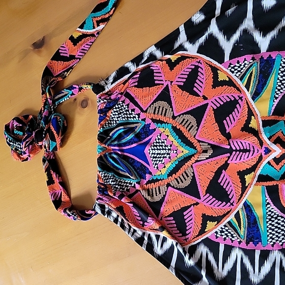 Trina Turk Halter /Tank Top - Picture 4 of 7